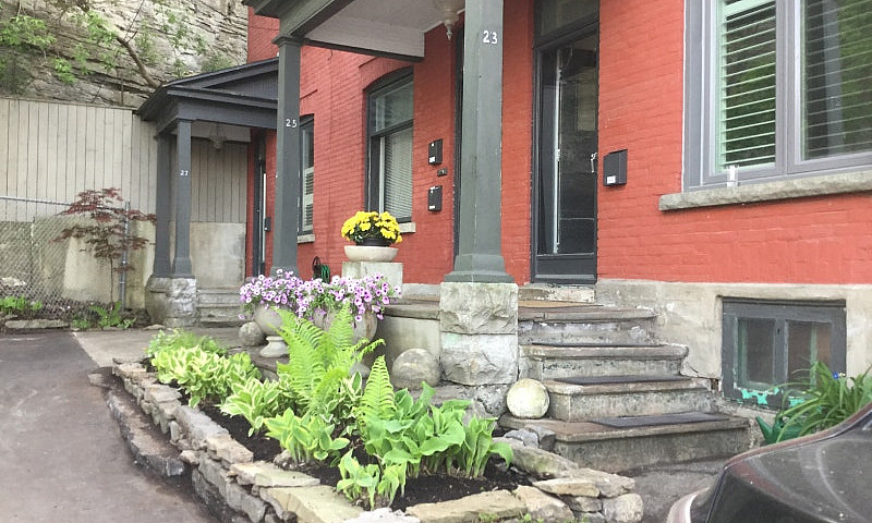 2 Bedroom 1 Bath Hom...
