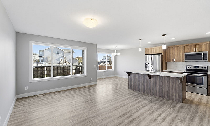 Leduc 3 Bed 2.5 Bath...