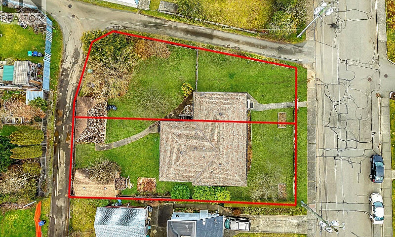 719 / 721 8Th St Cou...