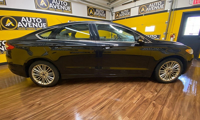 2014 Ford Fusion Se ...