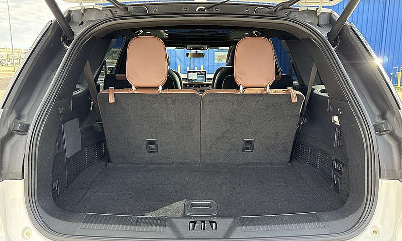 2023 Lincoln Aviator...