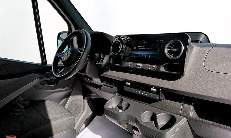 2025 Mercedes-Benz S...