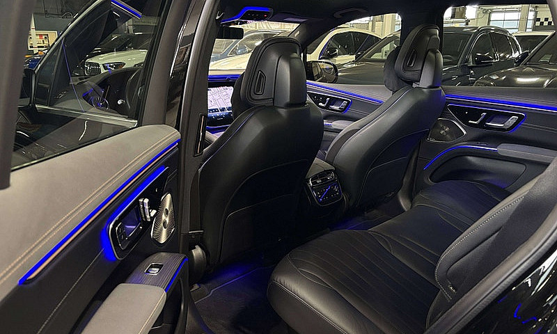2023 Mercedes-Benz E...