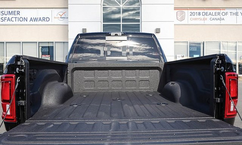 2025 Ram 2500 Larami...