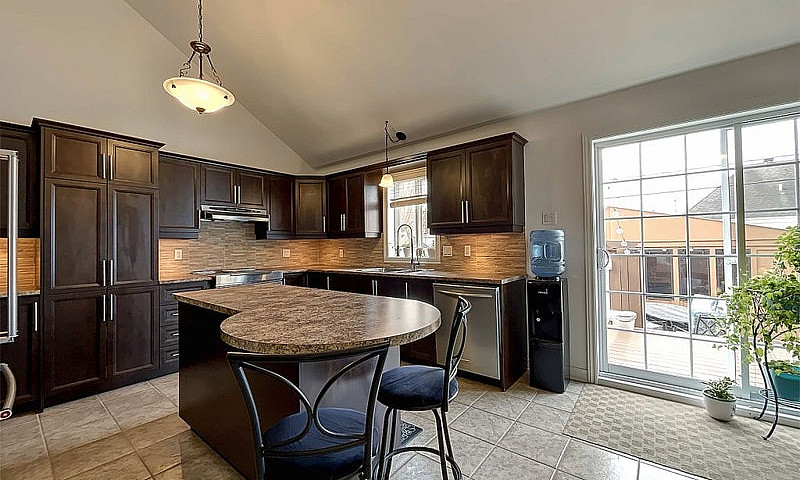 $849,000 - Duplex Fo...