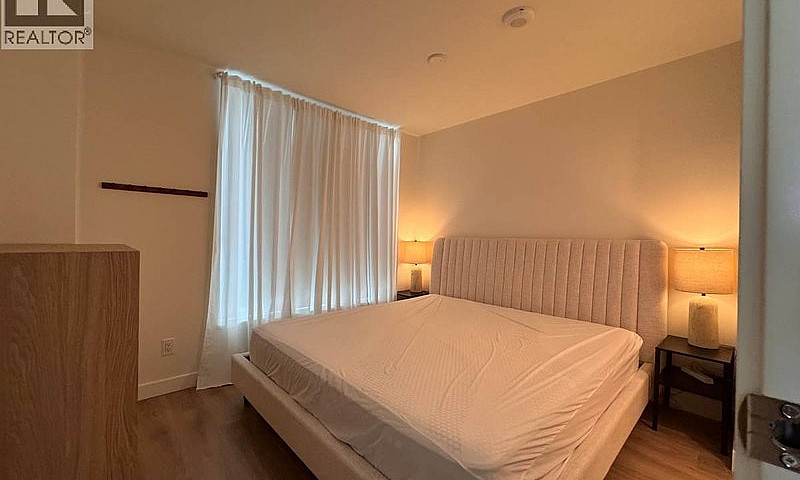 22** 318 Alderson Av...