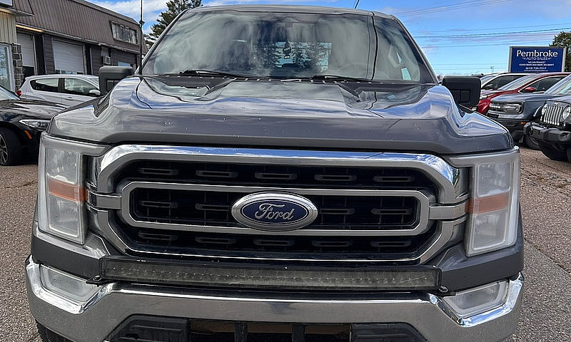 2022 Ford F-150 Xlt ...