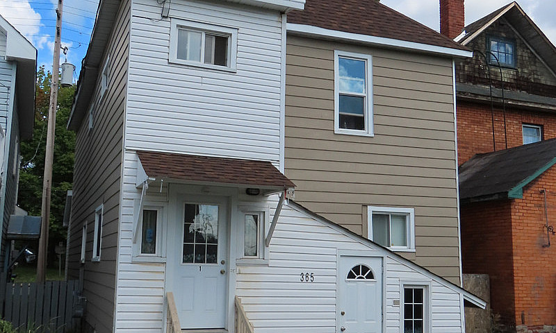 365 Wellington St. E...