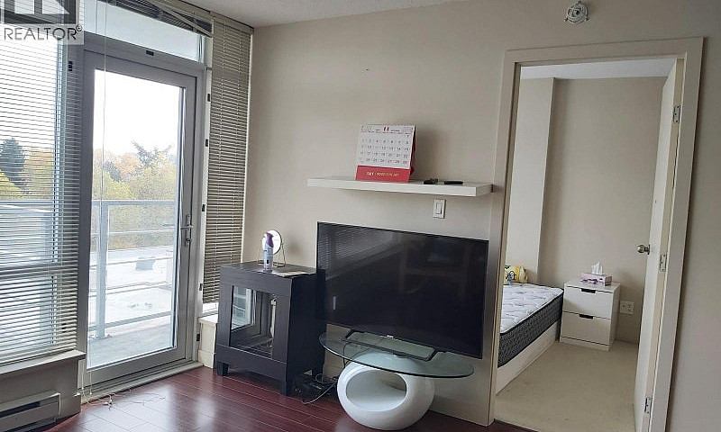 908 8288 Lansdowne R...