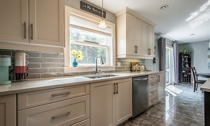 Stunning 4 Bedroom, ...