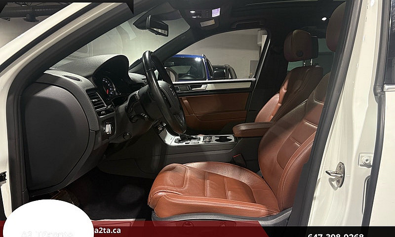 2015 Volkswagen Toua...