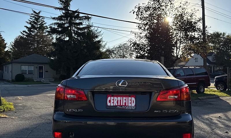 2006 Lexus Is 250 4D...
