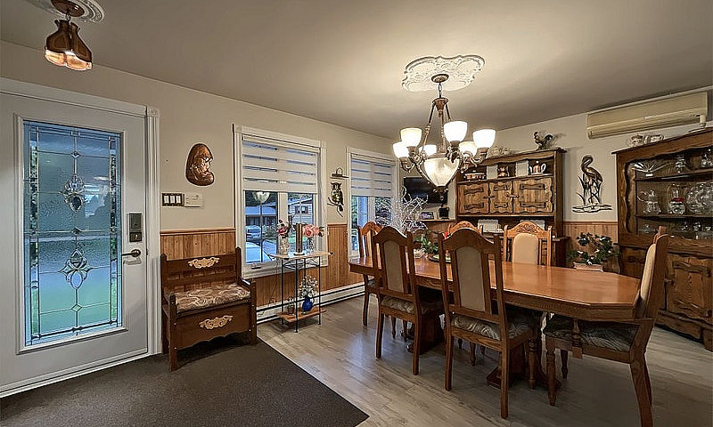 $405,000 - Bungalow ...