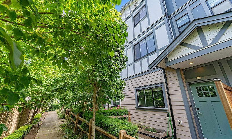 5 16361 23A Avenue S...