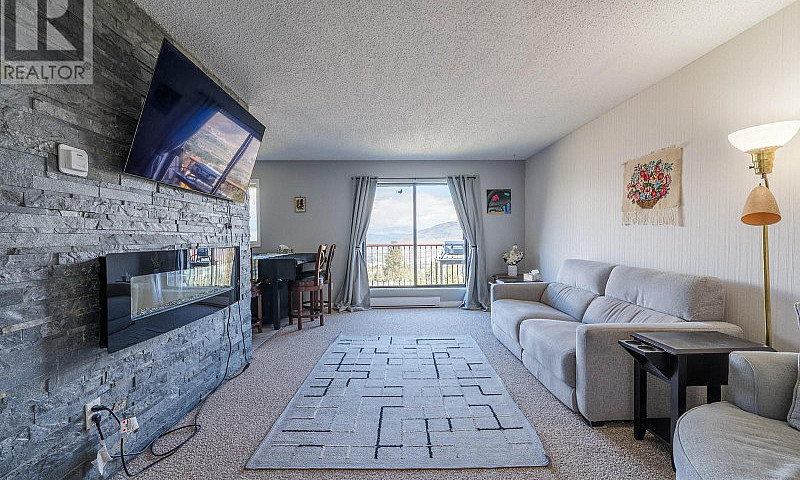 1810 Summit Drive Un...