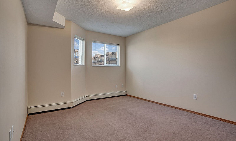 2 Bed X 1 Bath Apart...