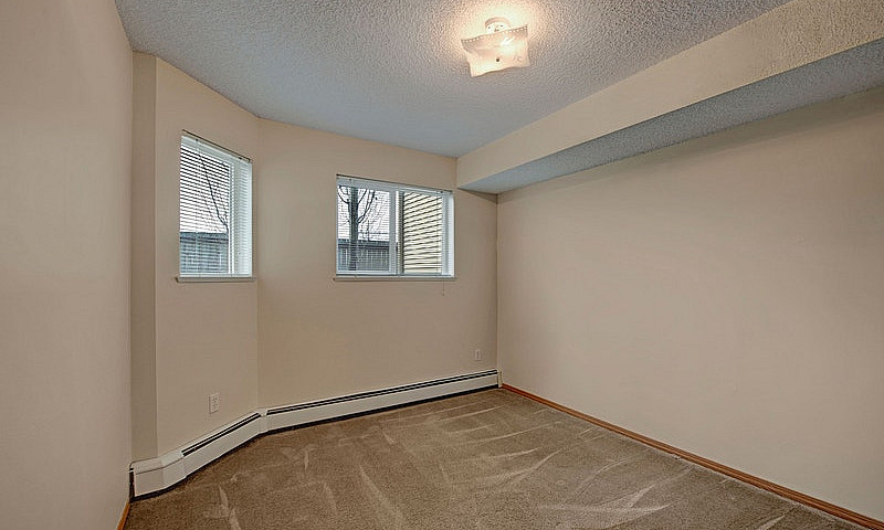 2 Bed X 1 Bath Apart...