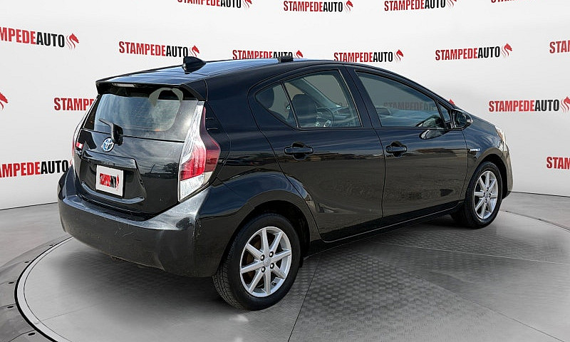 2015 Toyota Prius C ...