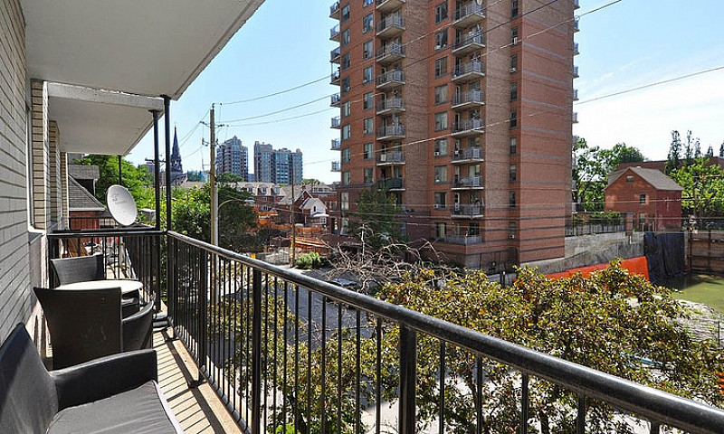 Crystal Arms - 1 Bed...