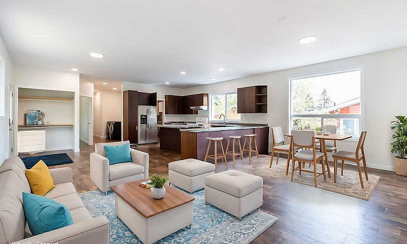 Spacious Bungalow In...