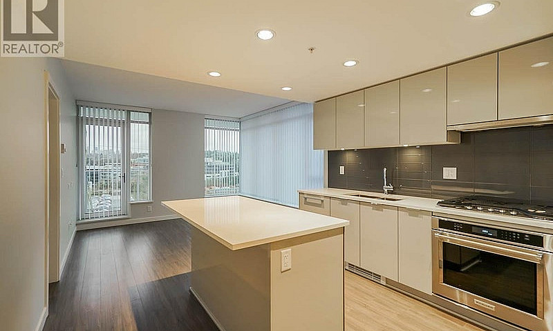 806 2388 Madison Ave...