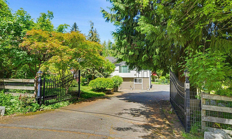 24105 61 Avenue Lang...