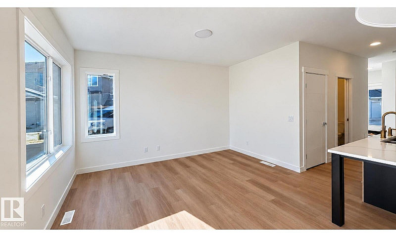 #53 710 Mattson Sw E...