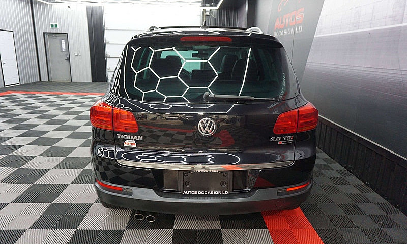 2017 Volkswagen Tigu...