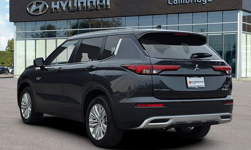 2025 Mitsubishi Outl...