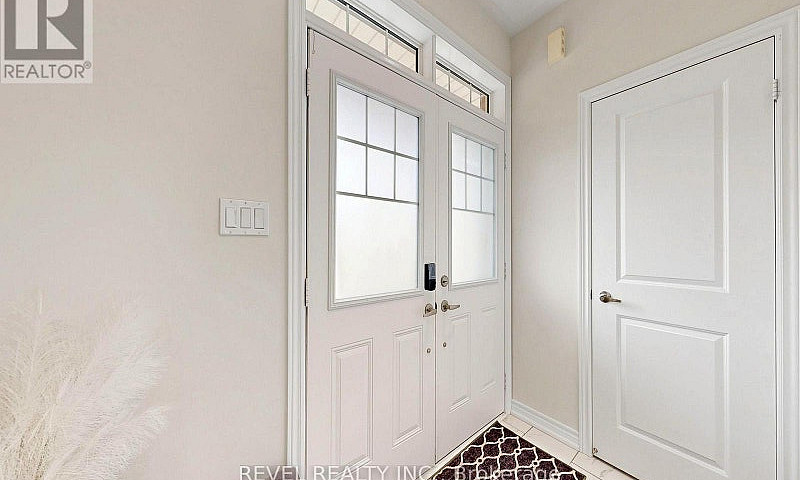 6 Dumaine Street Whi...