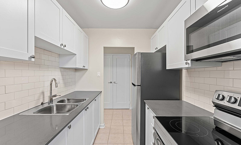 1 Bedroom Apartment ...