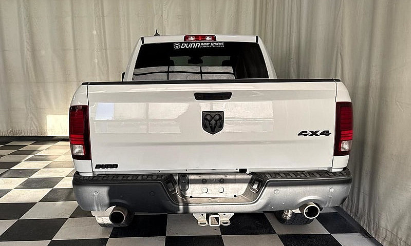 2022 Ram 1500 Classi...