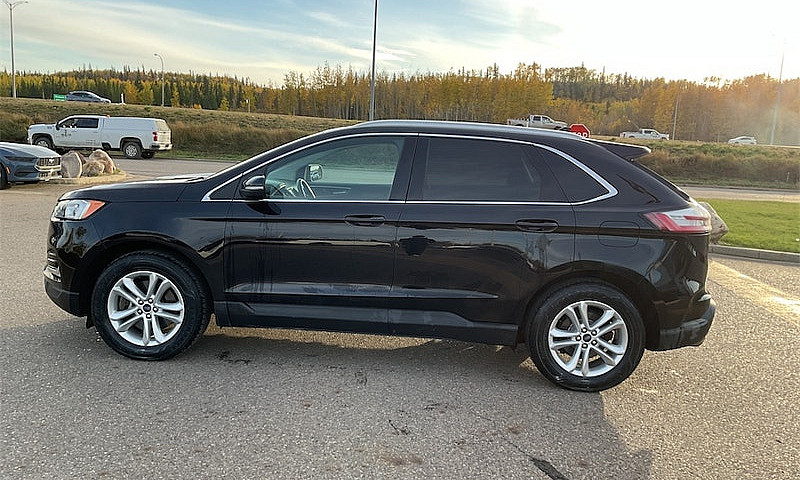 2019 Ford Edge Sel A...