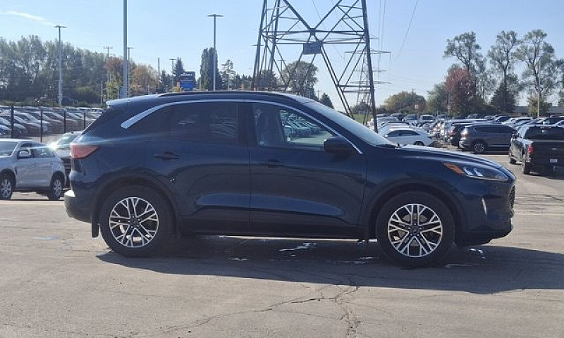 2020 Ford Escape Sel...