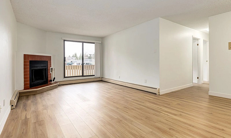 Spacious And Pet-Fri...