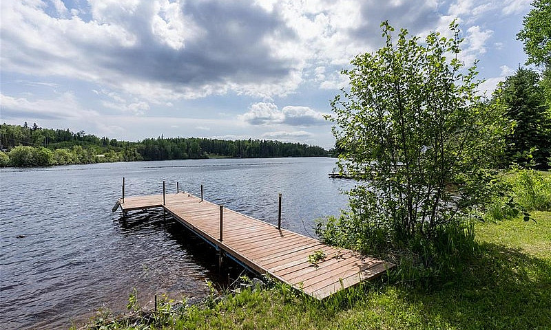 2 Pioneer Drive Lac ...