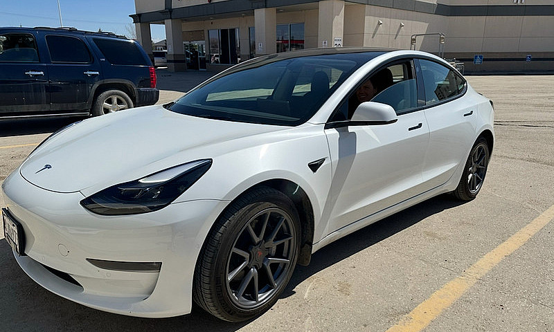 2022 Tesla Model 3 L...
