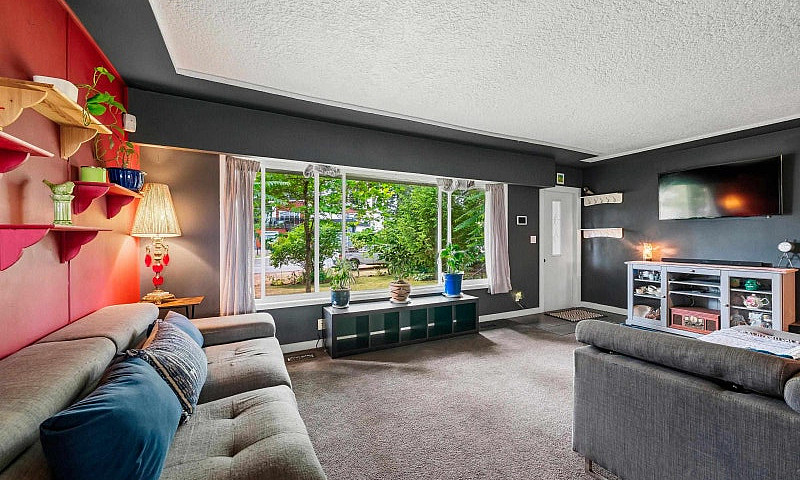 14073 Antrim Road Su...