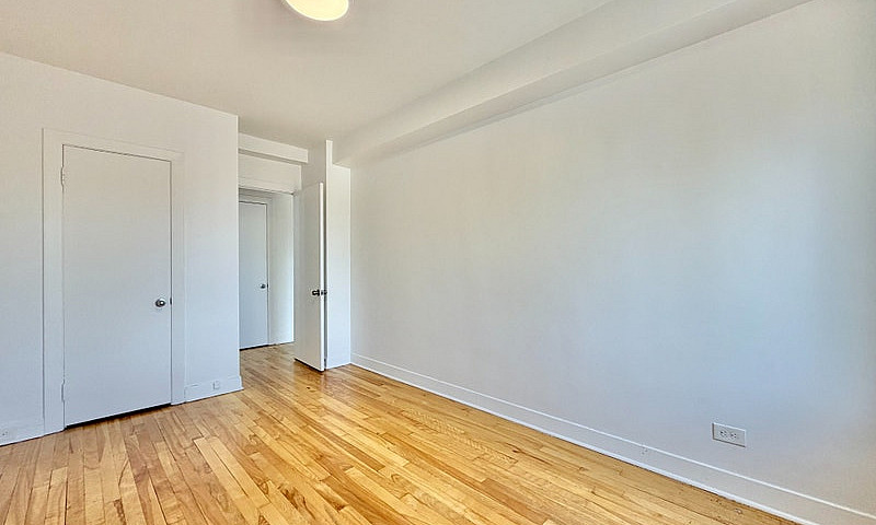 1 Bedroom - Heat & A...
