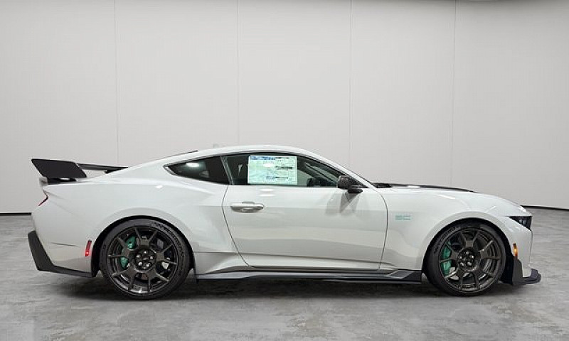 2026 Ford Mustang Da...