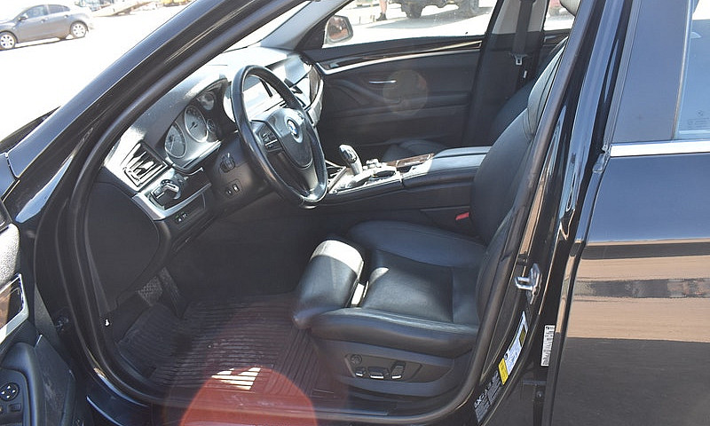 2012 Bmw 5-Series 52...