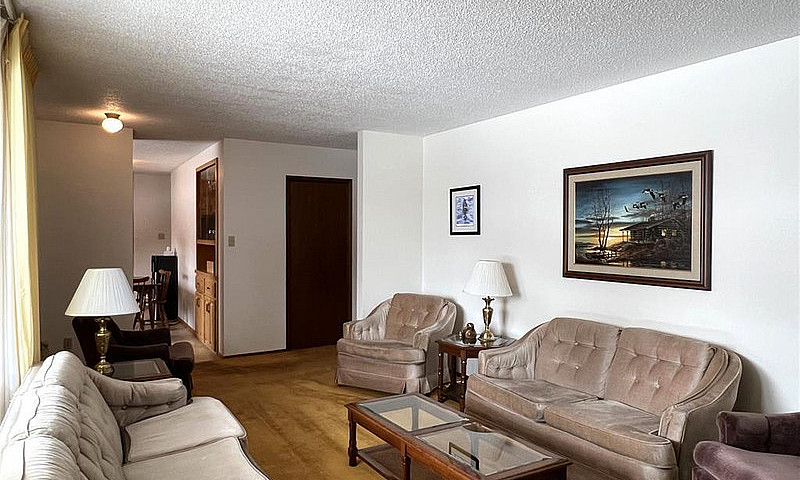 513 Cochin Avenue...
