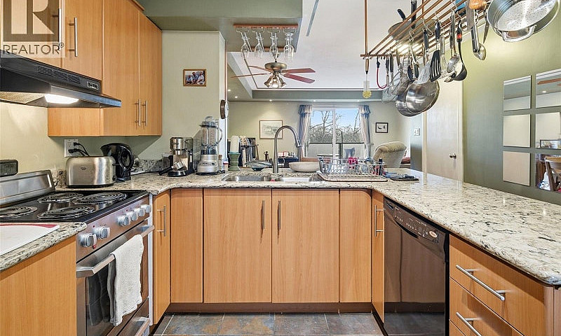 207 991 Cloverdale A...