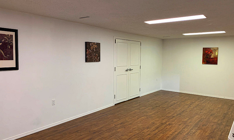 2 Bedroom Basement U...