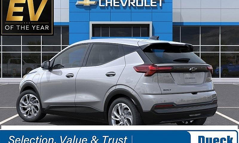 2027 Chevrolet Bolt ...