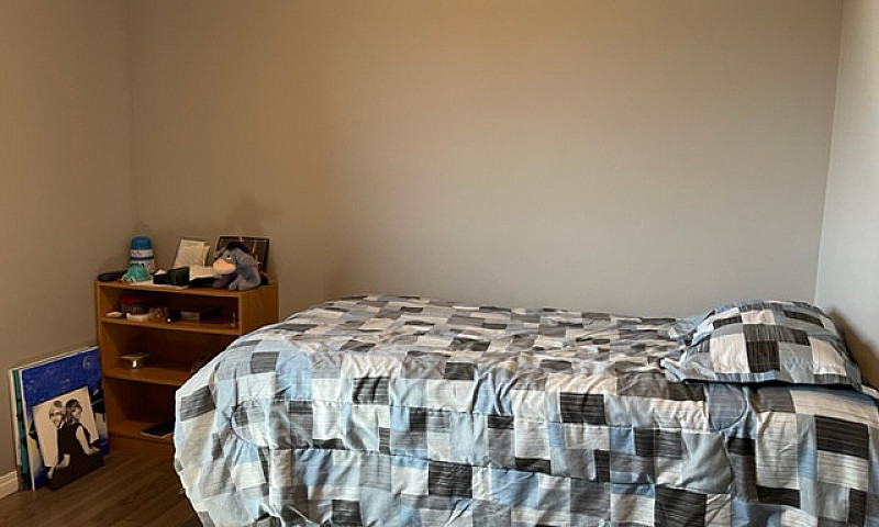 Lovely 3 Bed Home In...