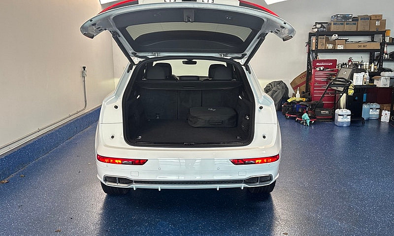 2020 Audi Q5 Progres...