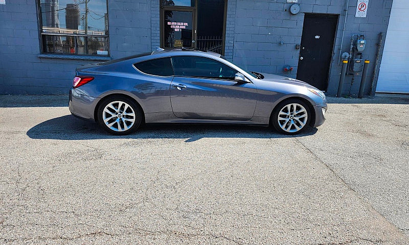 2015 Hyundai Genesis...