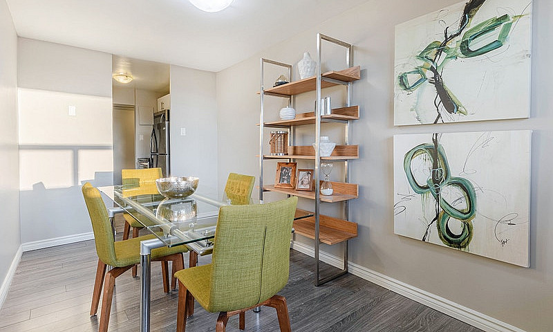Modern Updated 2 Bed...
