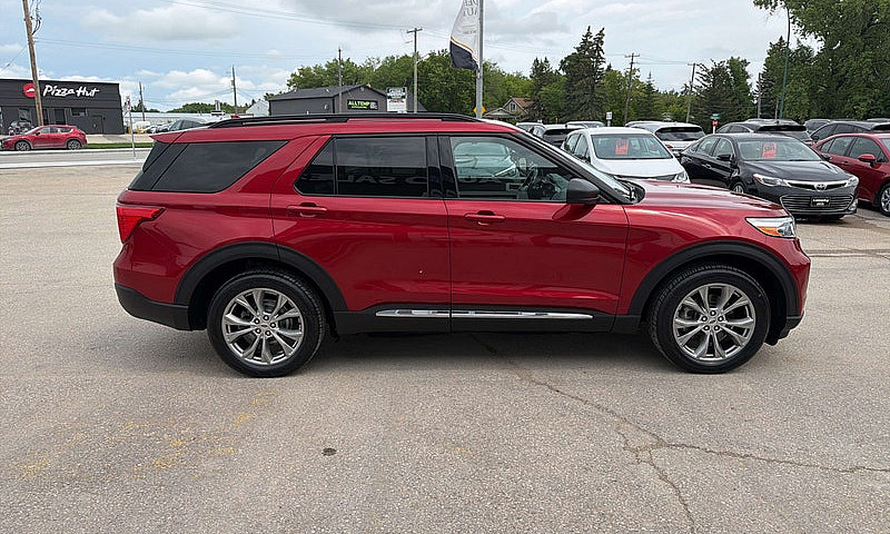 2020 Ford Explorer X...